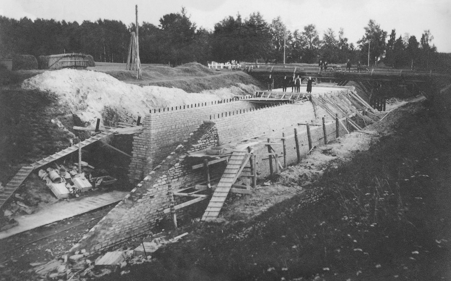Olustvere new overpass building (narrow gauge)
1935

