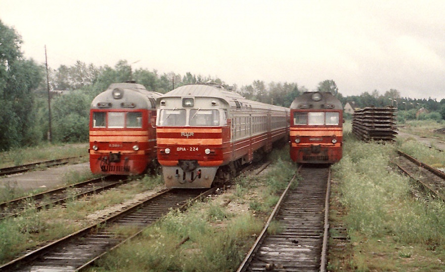 D1-358 & DR1A-224 & D1-322
08.1984
Tallinn-Väike

