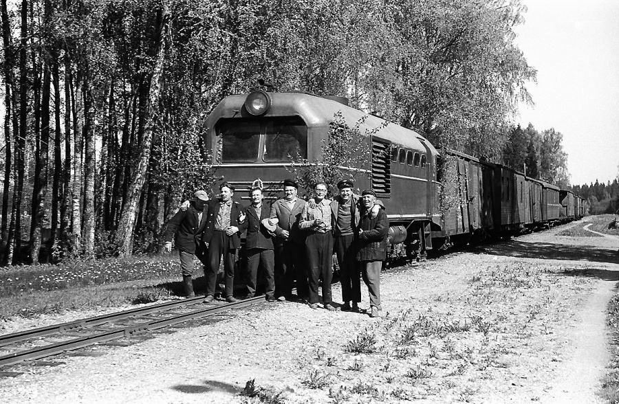 TU2-238
03.06.1973
Loodi
Last Viljandi - Mõisaküla freight train
