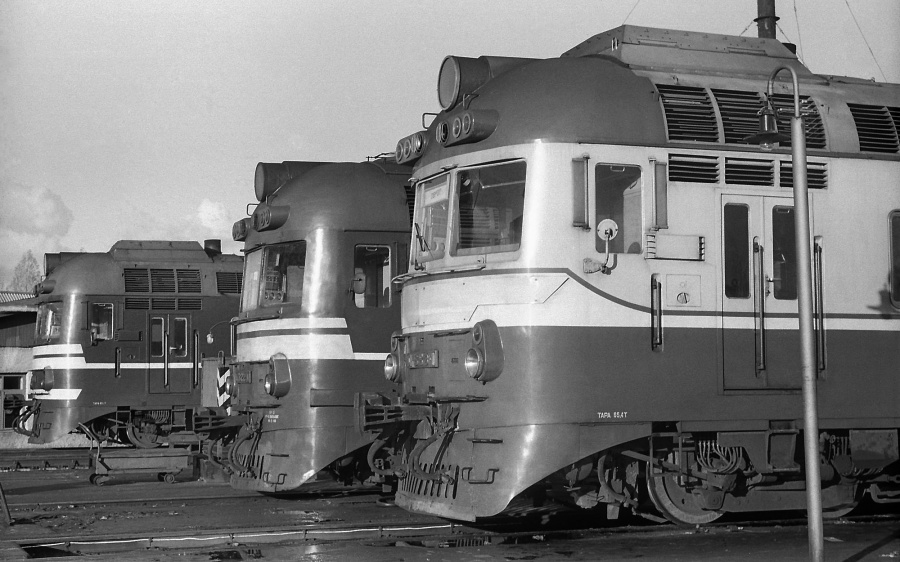D1-653 & D1-322 & D1
09.1980
Tallinn-Väike depot
