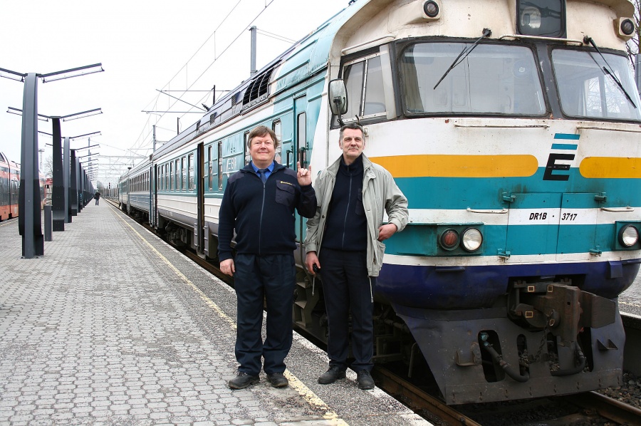 DR1A-251 (EVR DR1B-3717)
07.03.2015
Tallinn-Balti
Tallinn - Saint-Petersburg train
