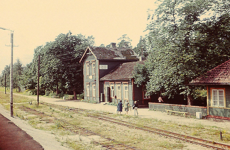 Former narrow-gauge Saku station
07.1974
Saku
