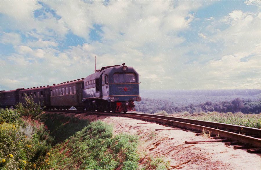 TU2-165
24.07.1990
Popeljuhhi - Rudnitsa passenger train

