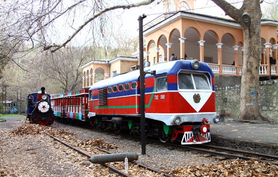 TU2-096 (not actual number)
29.03.2013
Jerevan children railway
