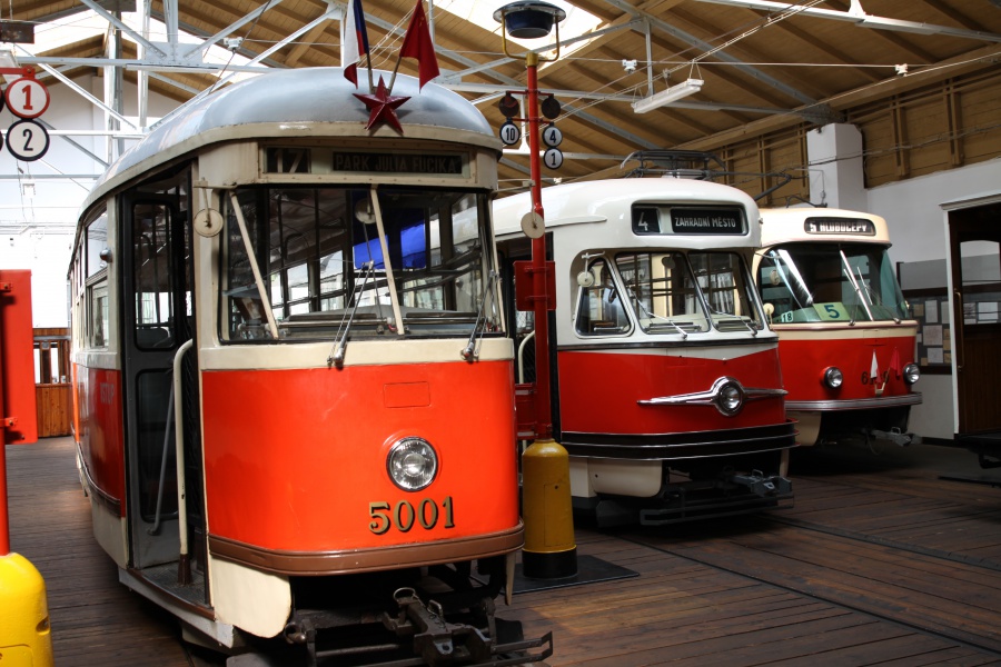 Tatra T1 & T2 & T3
10.05.2016
Prague Transportation Museum
