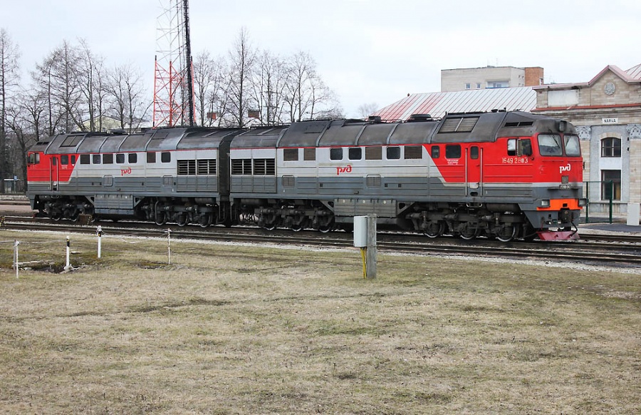 2TE116U-0143  (Russian loco)
05.04.2015
Narva
