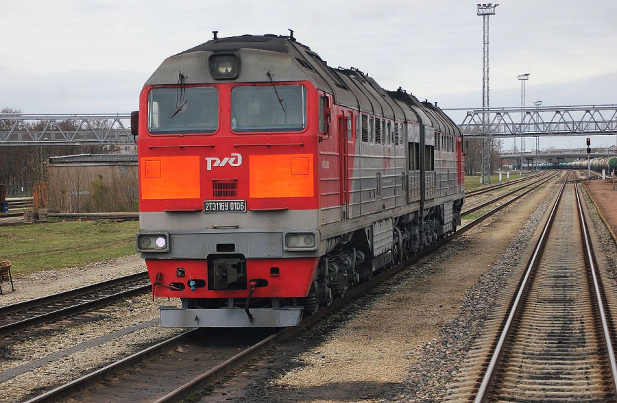 2TE116U-0106 (Russian loco)
06.05.2017
Narva
