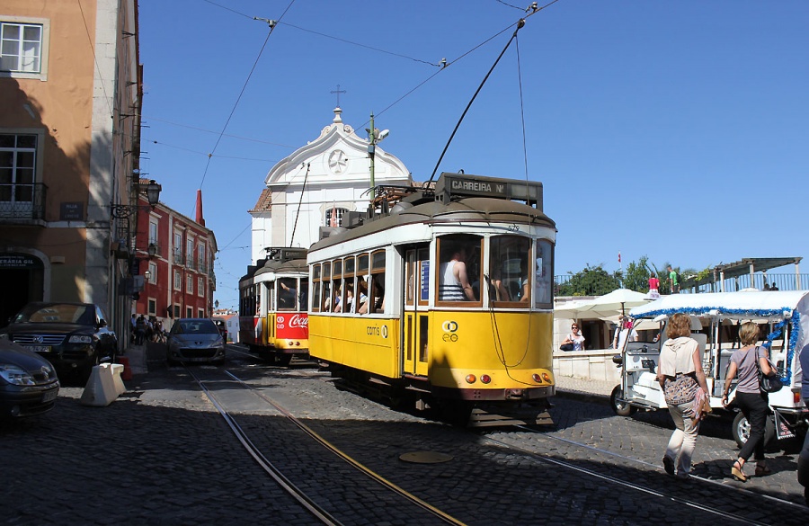 Carris Remodelado No. 579
22.05.2015
Lisbon, 900mm gauge
Renovated in 1994 (one of the renovated cars No. 541 - 585)
