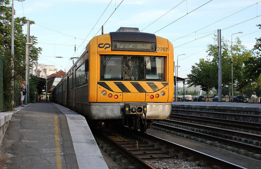 EMU 2200 series No. 2267 
25.05.2015
Coimbra
