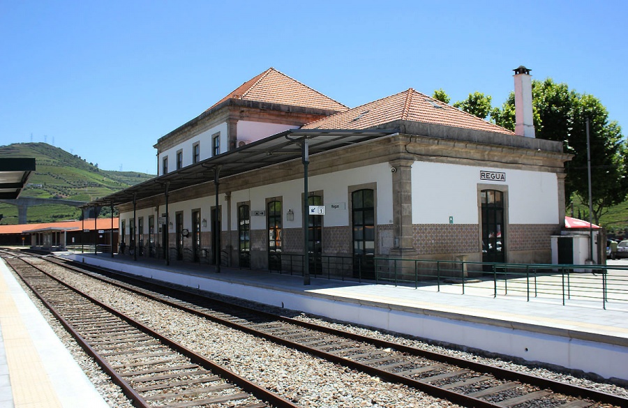 Regua railway station
26.05.2015

