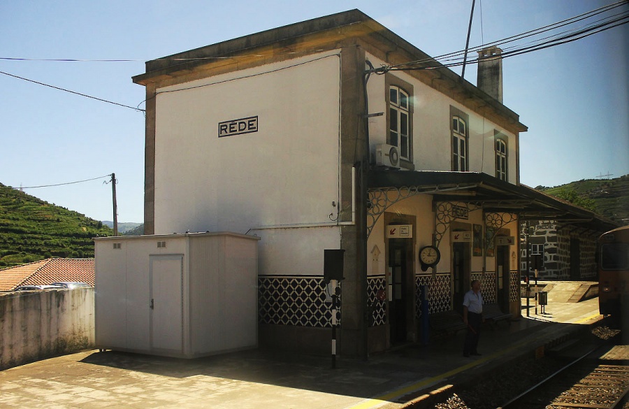 Rede stop
26.05.2015
Regua - Porto Campanha branch
