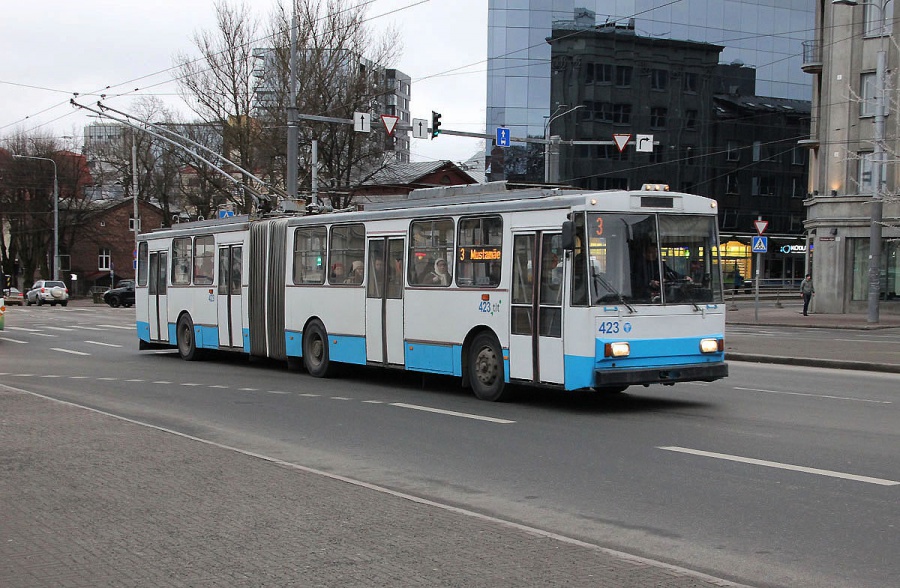 Škoda 15Tr02/6 - 423
31.12.2016
Vabaduse väljak
Viimast päeva liinil. Last day in revenue service for this type of trolleybus vehicle.
