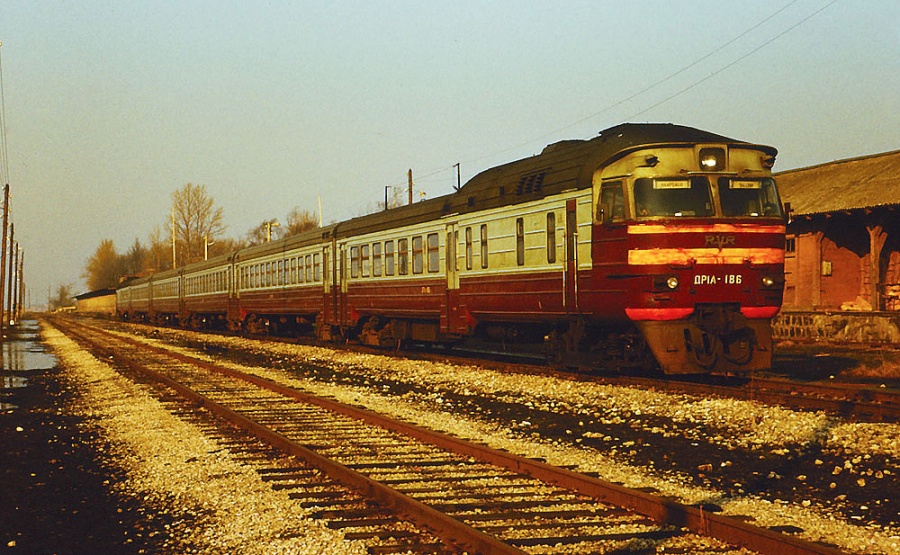 DR1A-186
04.1987
Haapsalu

