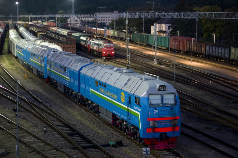 2TE25KM-0560+0559 (Uzbekistan locos) & 2M62K-0922
11.09.2021
Paneriai
