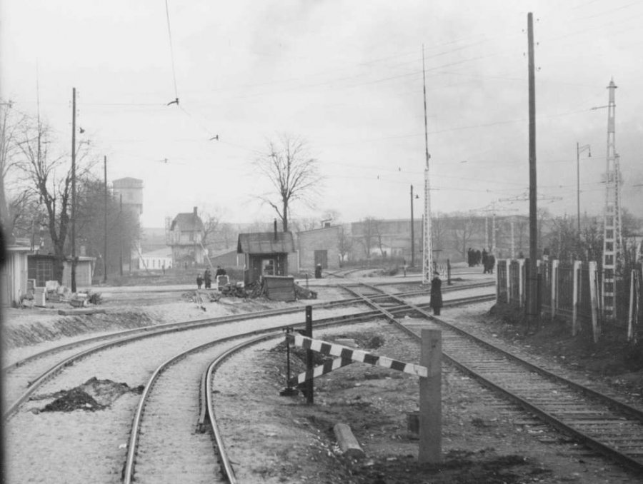 Rannavärava crossing (Tallinn)
11.1953
