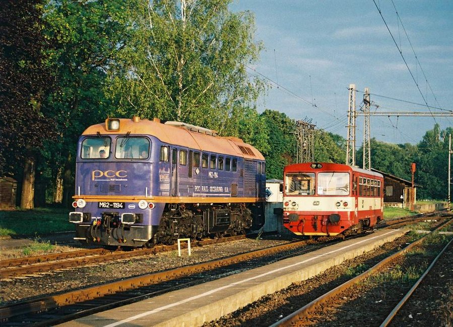 M62-1194 (ex. Estonian loco)+CD 810.394
10.08.2006
Petrovice u Karvine
