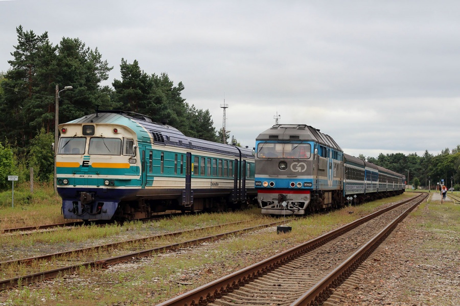 DR1A-241 (EVR DR1B-3719/3720) & TEP70-0320
28.08.2012
Liiva
