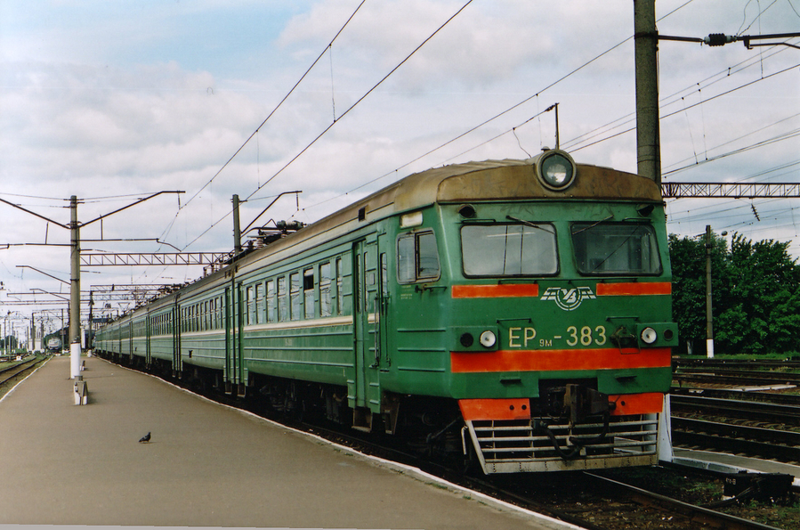 ER9M- 383
01.06.2005
Fastov
