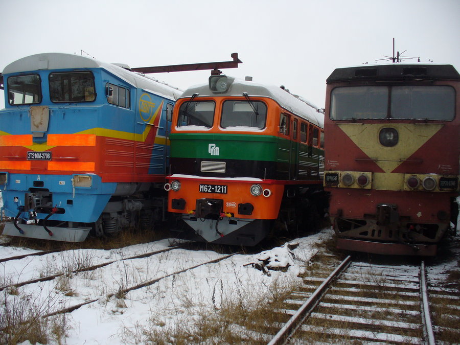 2TE10M-2798 (Russian loco) & M62-1211 (ex. Estonian loco) & TEP70-0346 (Lithuanian loco)
08.01.2008
Daugavpils LRZ
Võtmesõnad: lva_te lva_tep