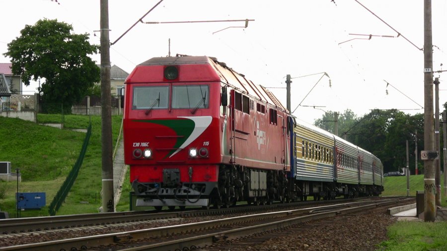 TEP70BS-115 (Belorussian loco)
04.07.2011
Vilnius
