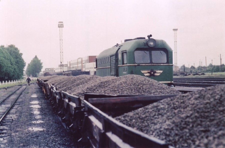 Freight trains (TU2-052)
08.09.1984
Panevežys
