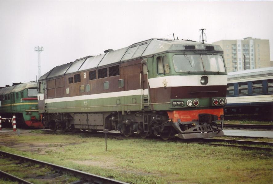 TEP70-0226 (Belorussian loco)
30.08.2003
Vilnius
