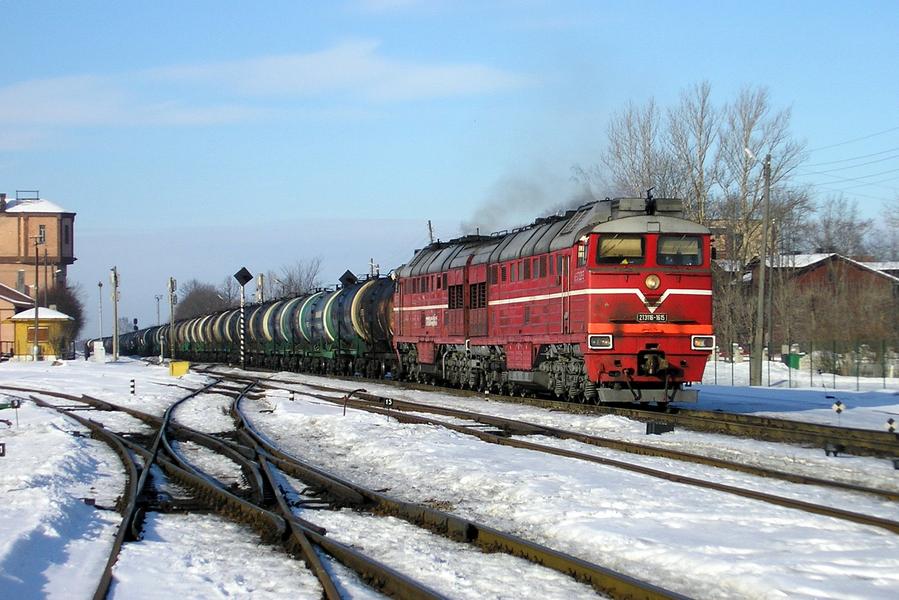 2TE116-1615 (Russian loco)
18.03.2006
Tapa
