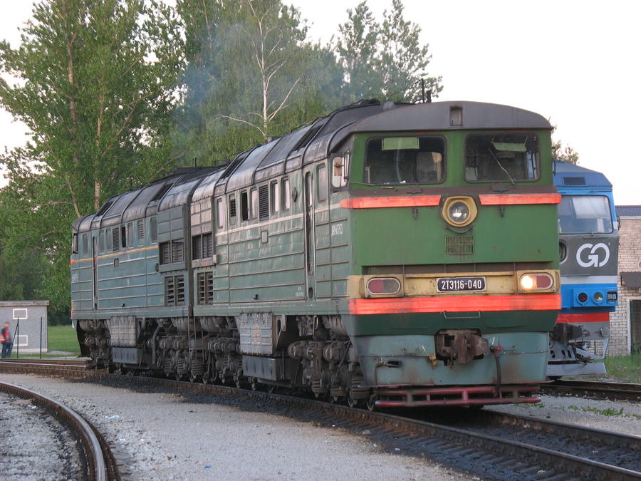 2TE116- 040 (Russian loco)
17.06.2006
Narva
