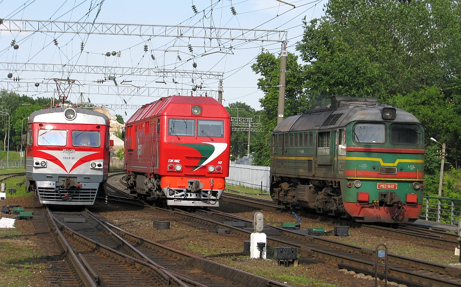 ER9M-5035 + TEP70BS-113 (Belorussian loco) + M62-1640
07.06.2010
Vilnius
Võtmesõnad: ltu_tep ltu_m