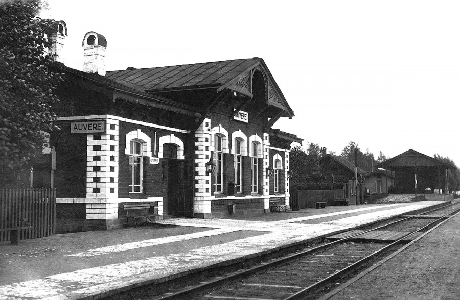 Auvere station
~1932
