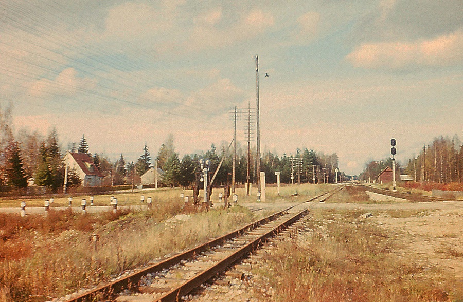 Railway crossing
10.1973
Kiisa
Narrow gauge line was closed in 05.03.1971
