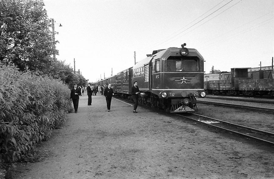 TU2-217 with Tallinn - Pärnu passenger train
07.1964
Tallinn-Väike  
