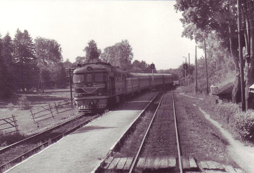 TEP60-0058+DR1A (Latvian loco)
1988
Hagudi
